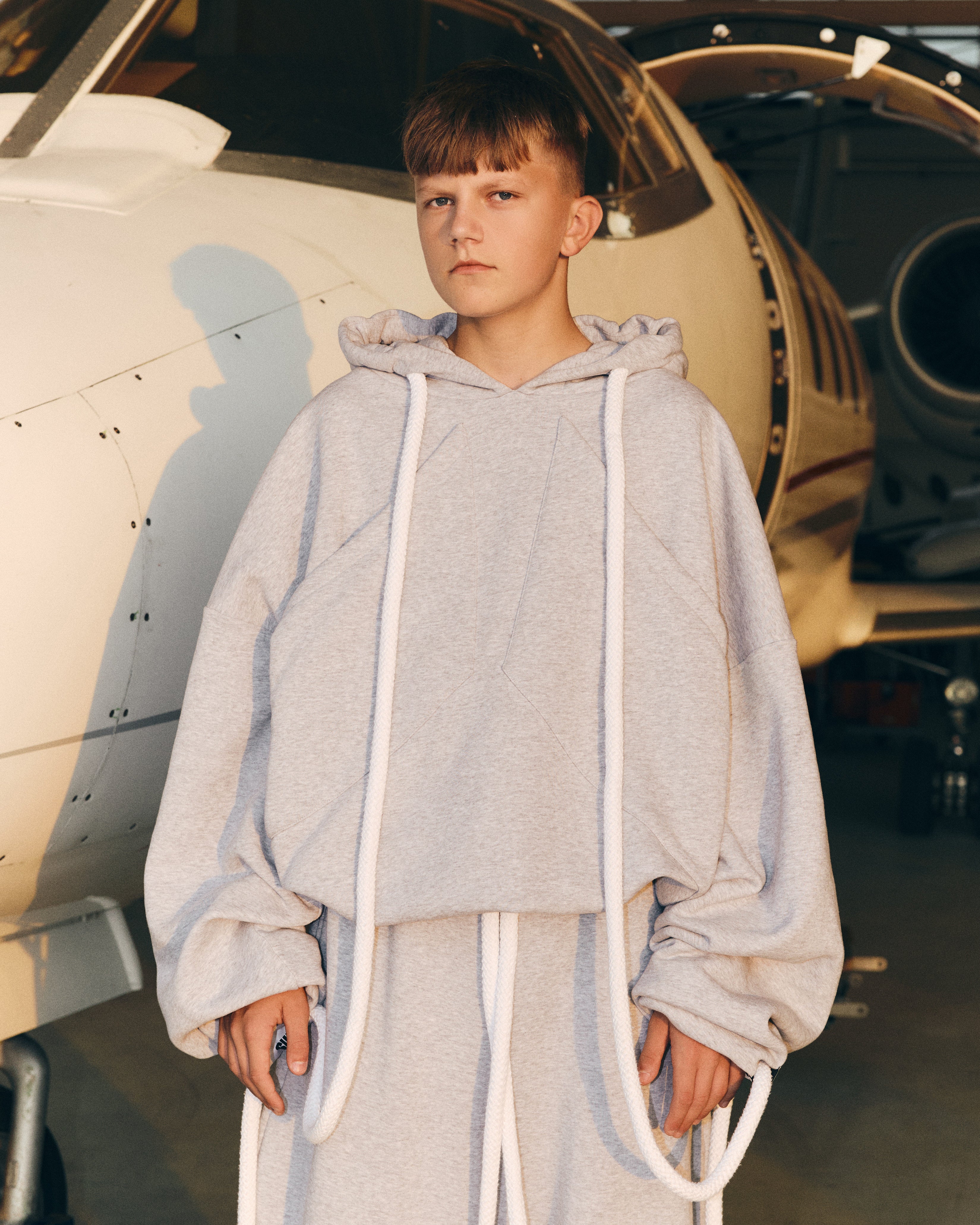 FLY HOODIE GREY